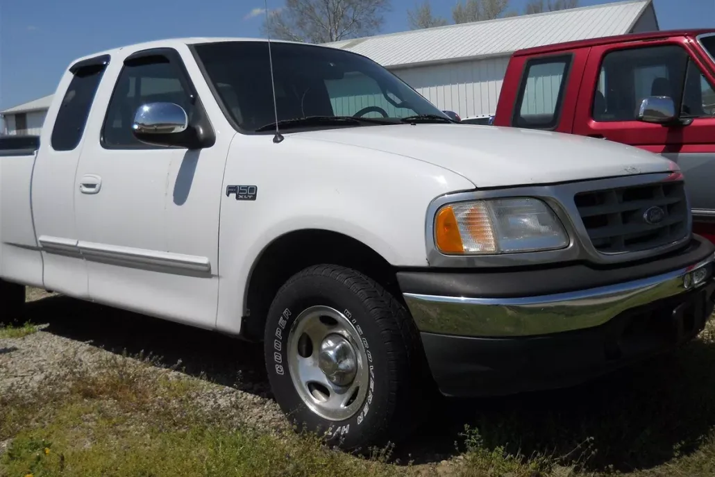 2003 Ford F-150 XLT photo 1