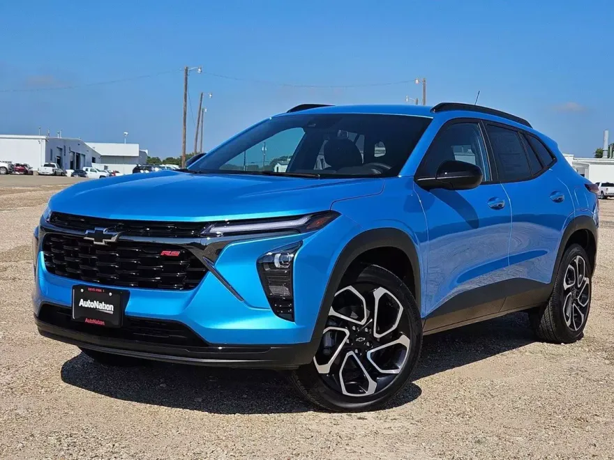 2025 Chevrolet Trax photo 1