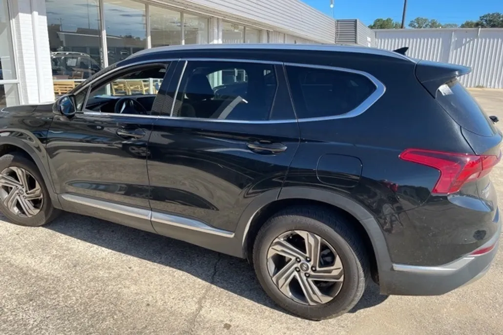 2022 Hyundai Santa Fe SEL photo 1