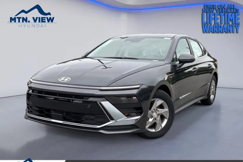 2025 Hyundai Sonata SE photo 1