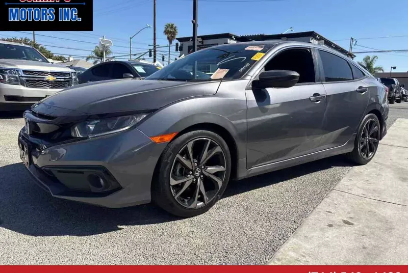 2021 Honda Civic Sport photo 1