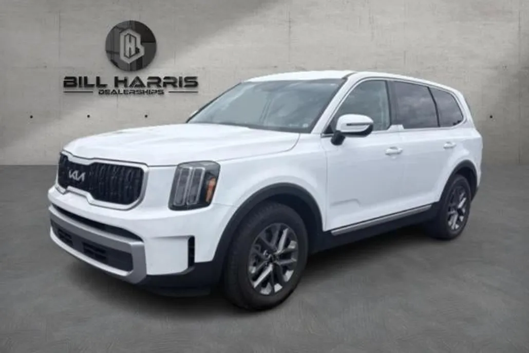 2023 Kia Telluride LX photo 1