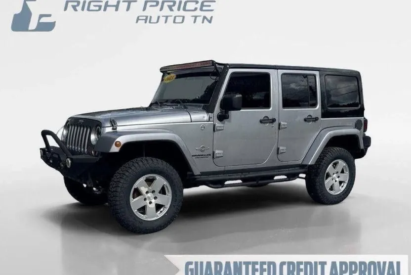 2013 Jeep Wrangler Unlimited Freedom photo 1