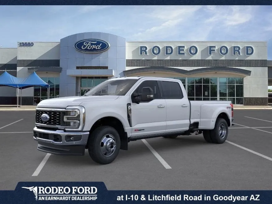 2025 Ford F-350 Lariat photo 1