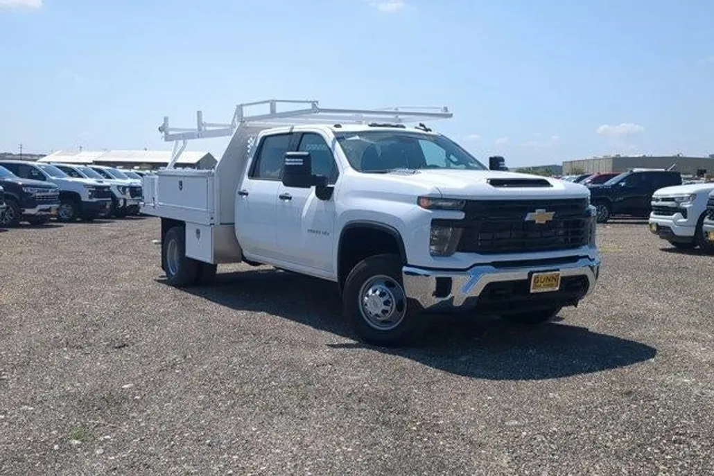 2024 Chevrolet Silverado 3500HD Work Truck photo 1