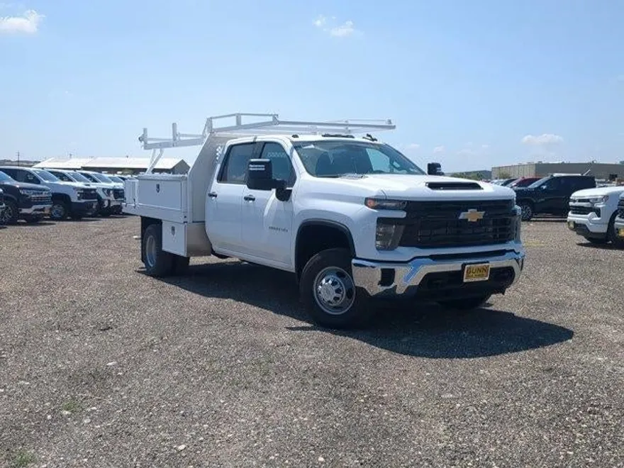 2024 Chevrolet Silverado 3500HD Work Truck photo 1
