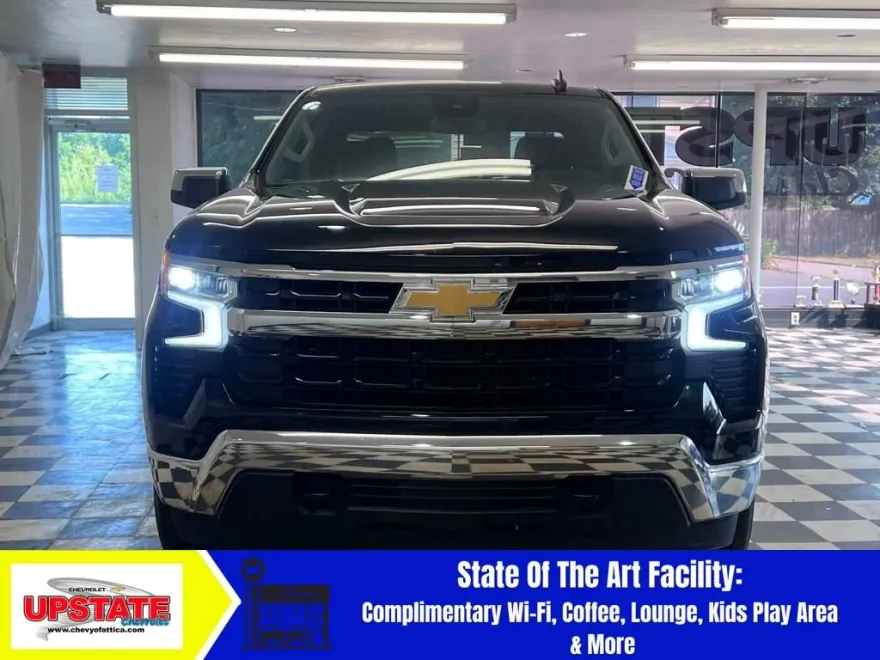 2022 Chevrolet Silverado 1500 LT photo 1
