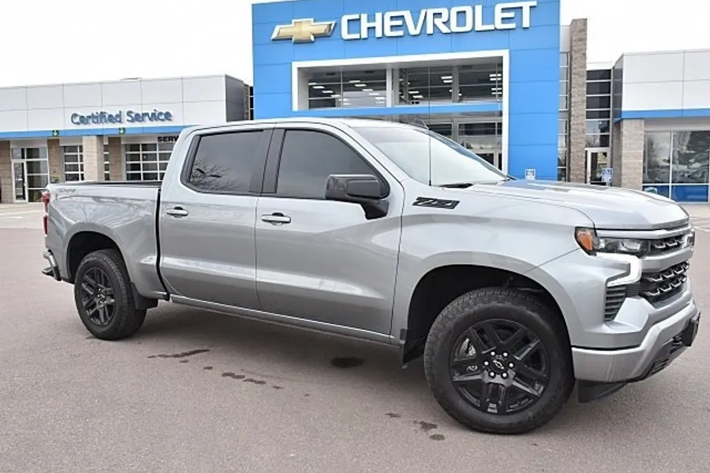 2025 Chevrolet Silverado 1500 RST photo 1