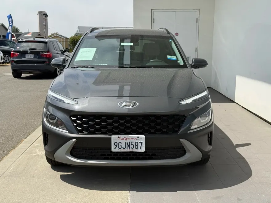 2023 Hyundai Kona SEL photo 1