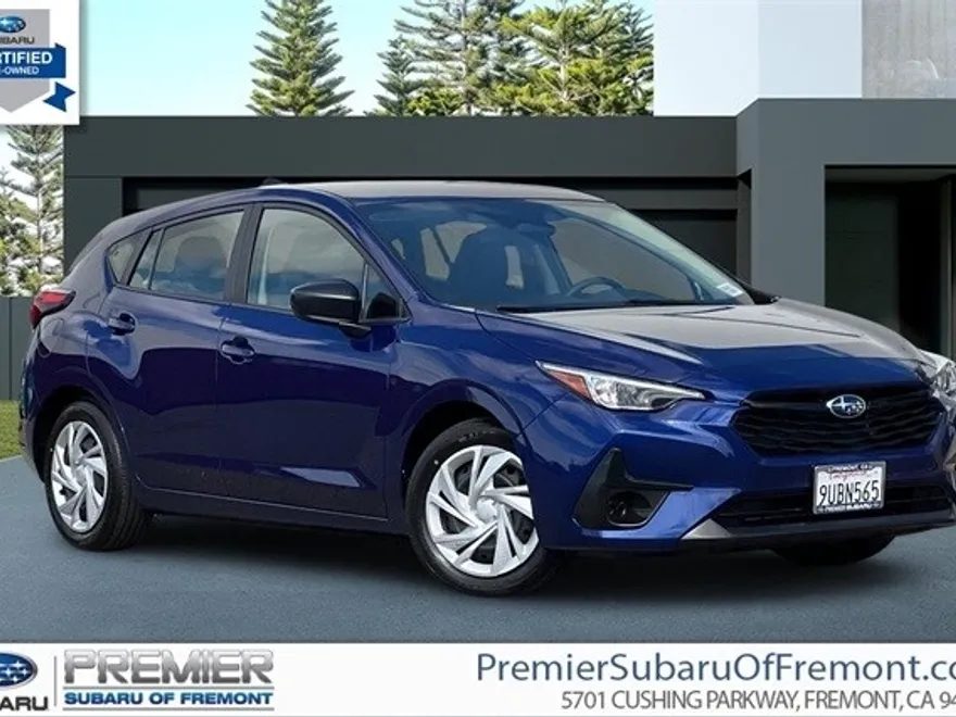 2025 Subaru Impreza Base photo 1
