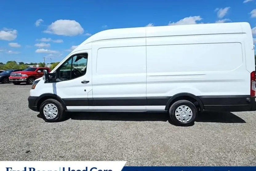 2020 Ford Transit Cargo photo 1