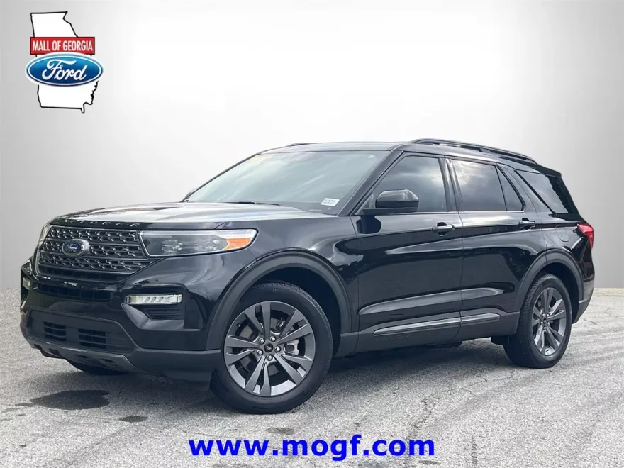 2024 Ford Explorer XLT photo 1