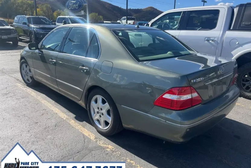 2005 Lexus LS 430 photo 1