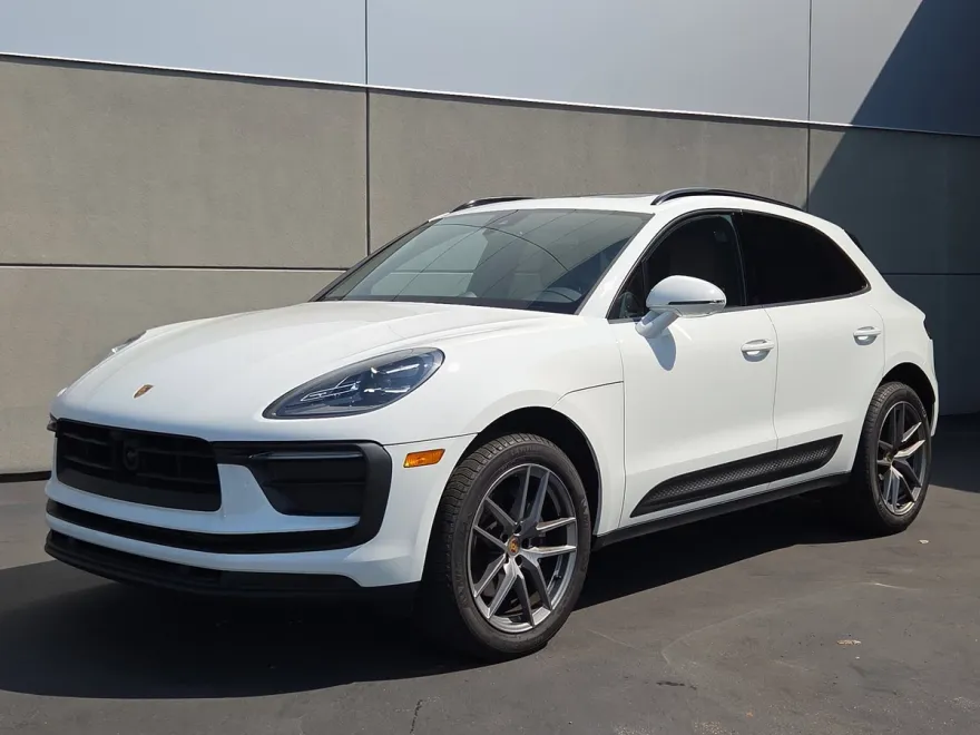 2025 Porsche Macan S photo 1