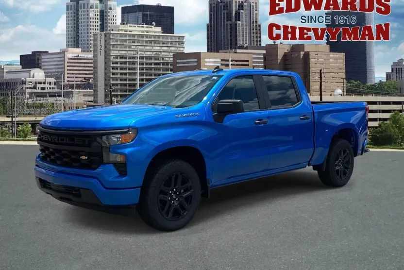 2025 Chevrolet Silverado 1500 Custom photo 1