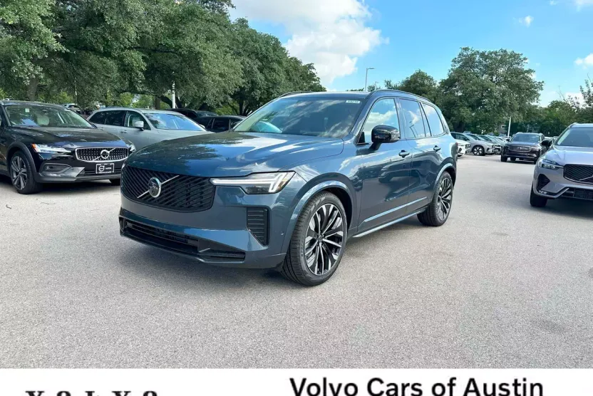 2026 Volvo XC90 photo 1