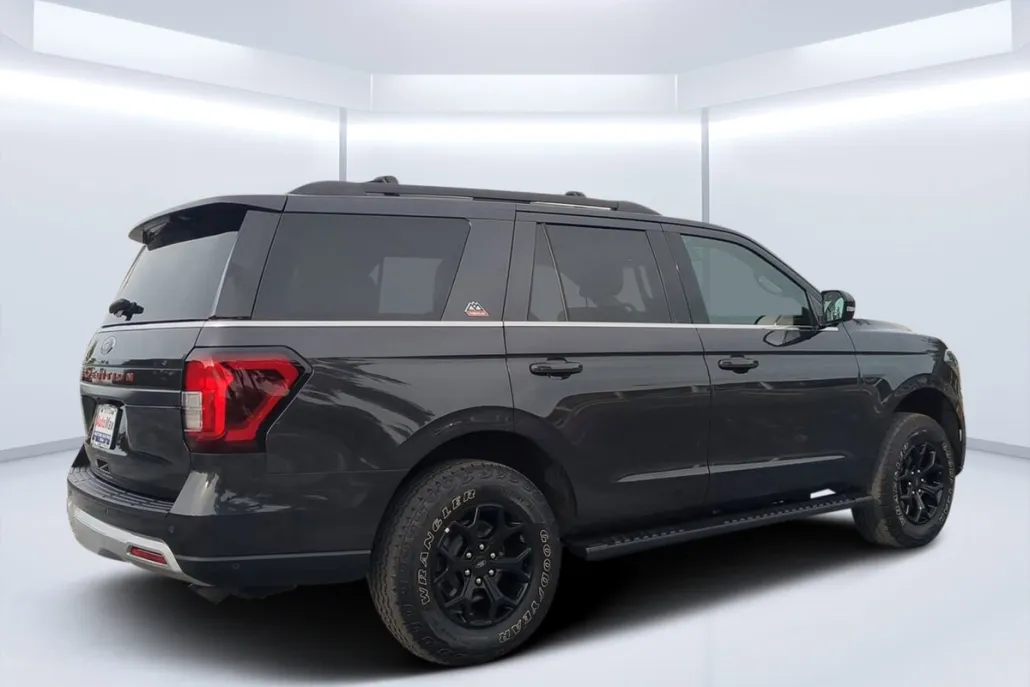 2022 Ford Expedition Timberline photo 1