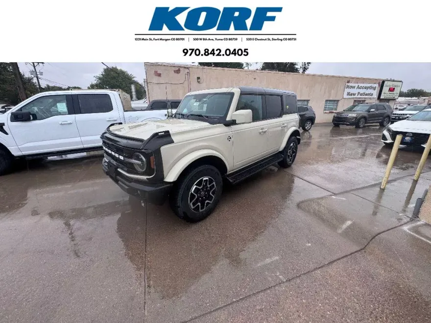 2025 Ford Bronco Outer Banks photo 1