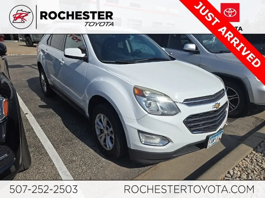 2016 Chevrolet Equinox LT photo 1