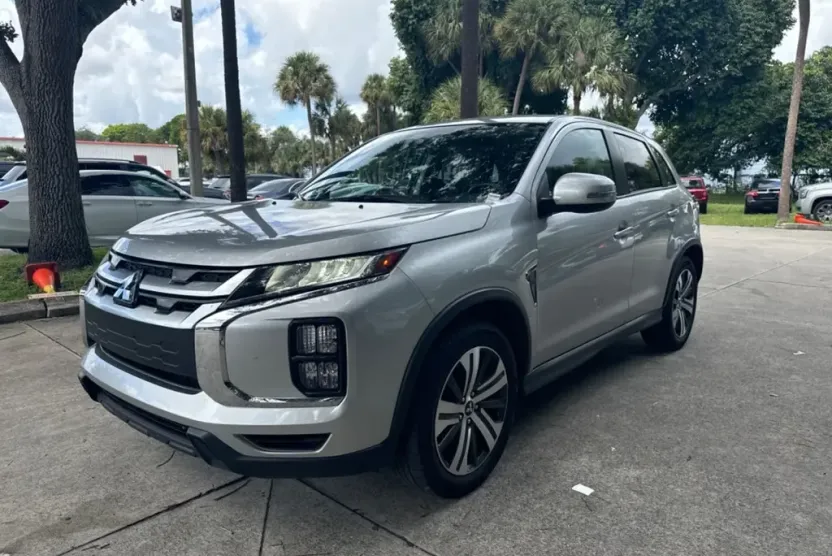 2024 Mitsubishi Outlander Sport S photo 1