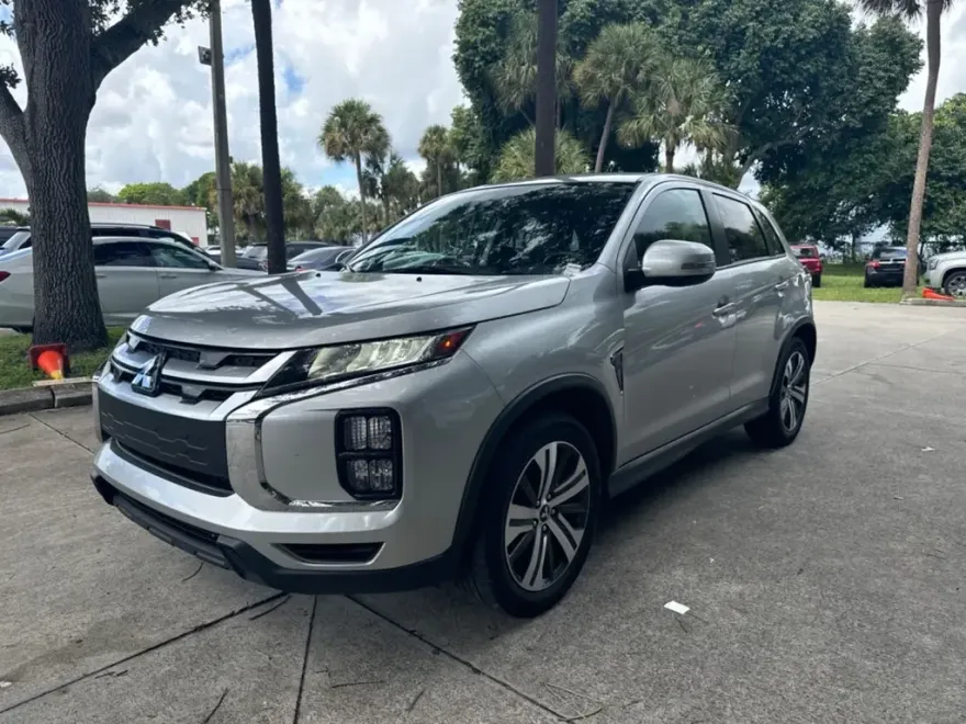 2024 Mitsubishi Outlander Sport S photo 1
