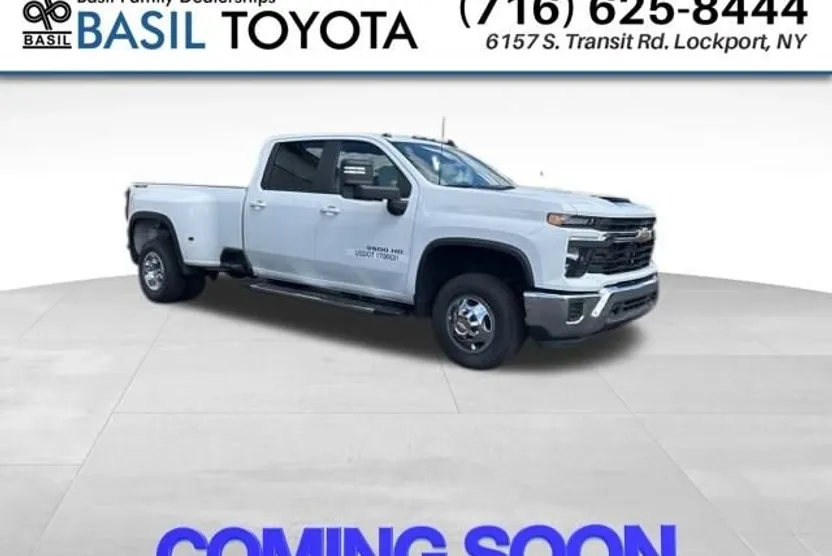2024 Chevrolet Silverado 3500HD LT photo 1
