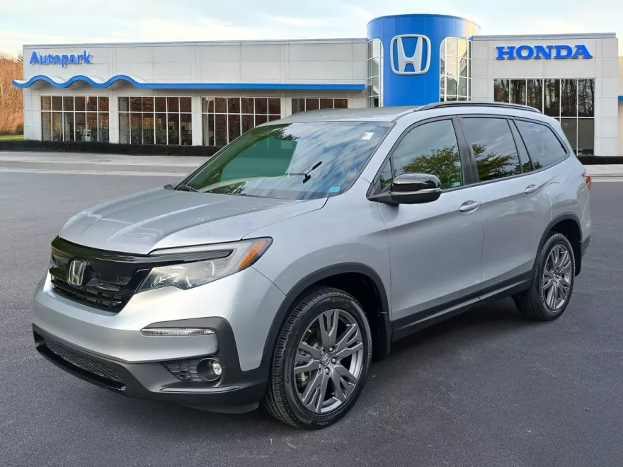 2022 Honda Pilot Sport photo 1