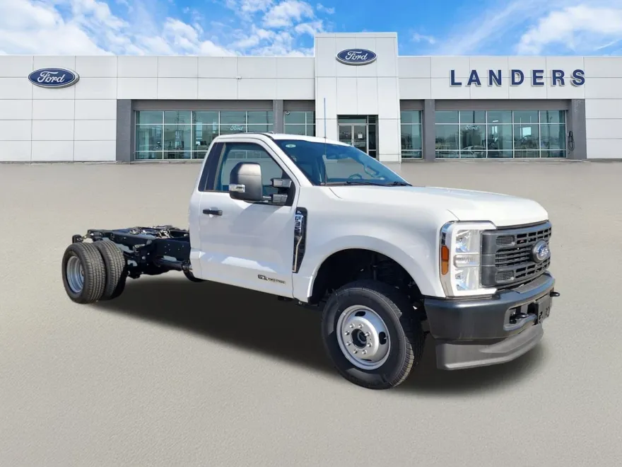2024 Ford F-350 XL photo 1