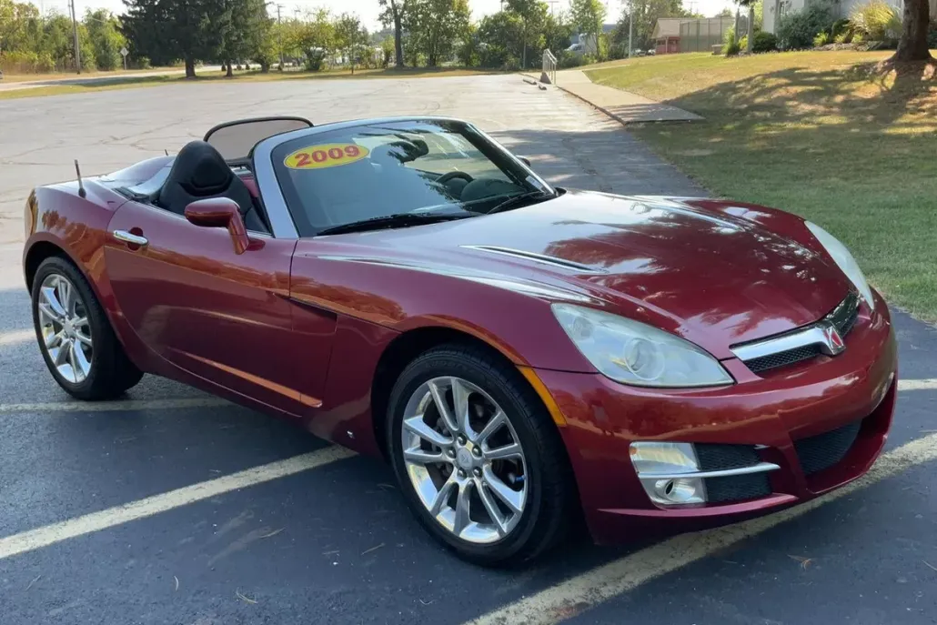 2009 Saturn Sky Merlot Jewel Special photo 1
