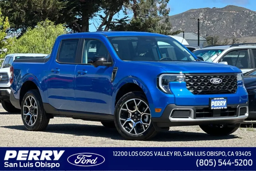 2025 Ford Maverick Lariat photo 1