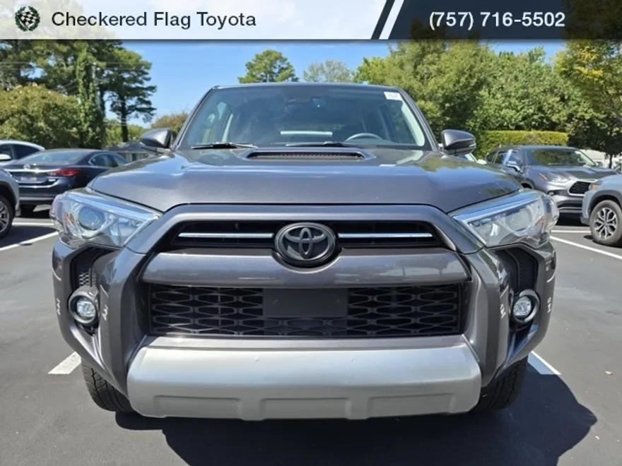 2023 Toyota 4Runner TRD Off-Road Premium photo 1