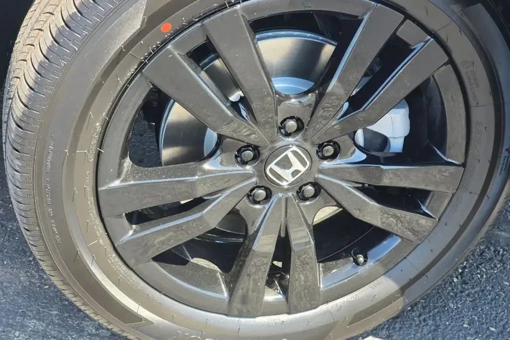 2026 Honda HR-V Sport photo 1