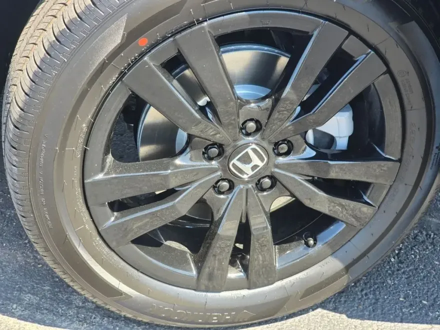 2026 Honda HR-V Sport photo 1