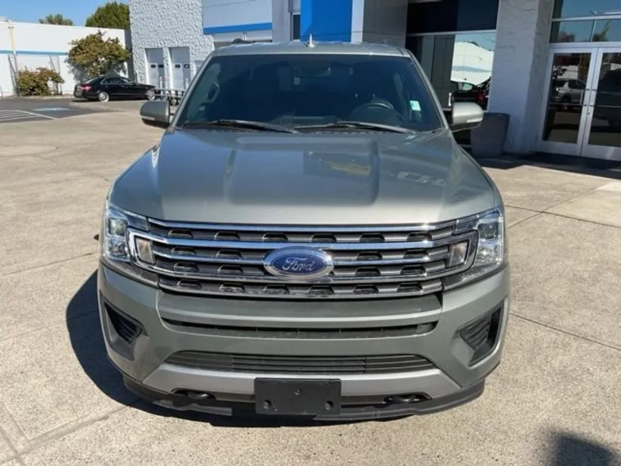 2019 Ford Expedition MAX XLT photo 1