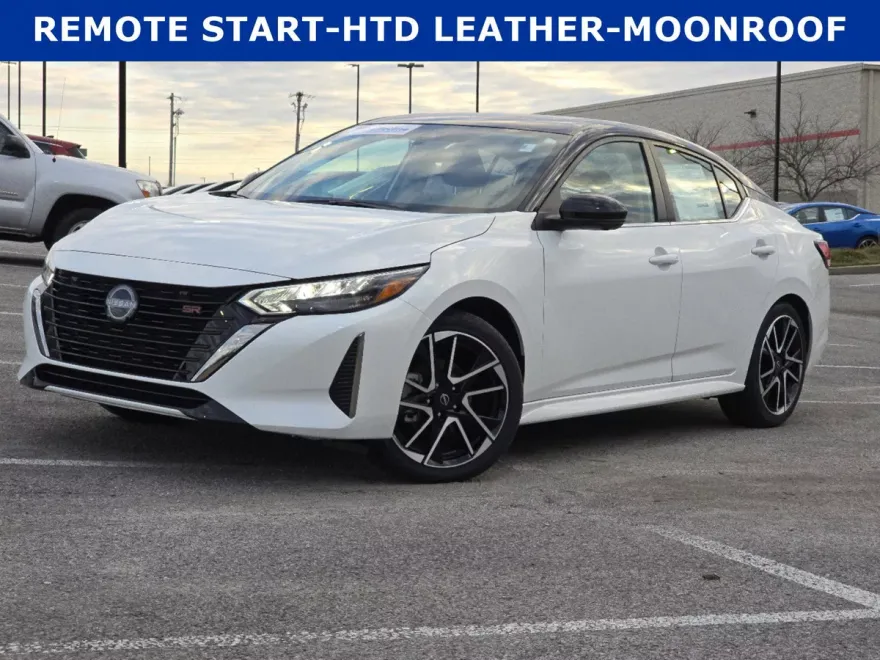 2025 Nissan Sentra SR photo 1
