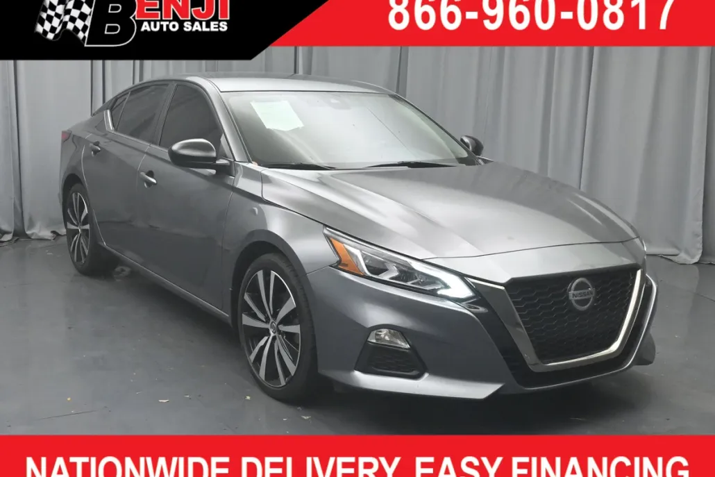 2021 Nissan Altima 2.5 SR photo 1