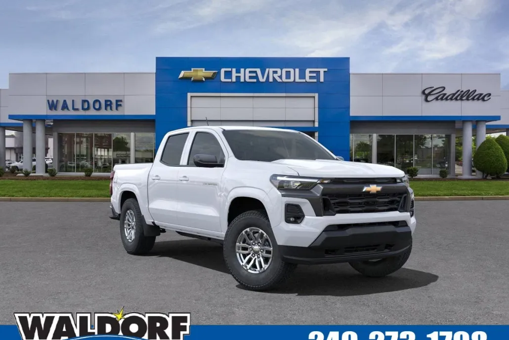 2025 Chevrolet Colorado Work Truck LT photo 1