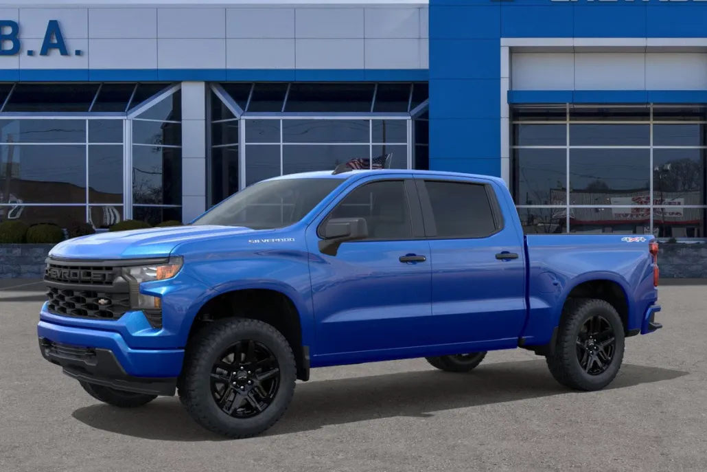 2026 Chevrolet Silverado 1500 Custom photo 1