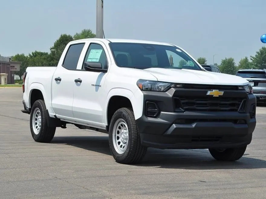 2026 Chevrolet Colorado Work Truck photo 1