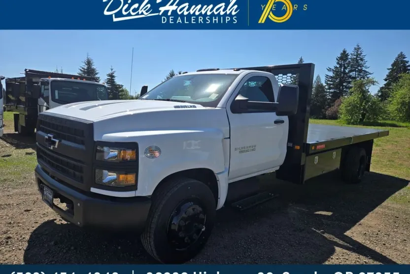 2024 Chevrolet Silverado 5500HD Work Truck photo 1