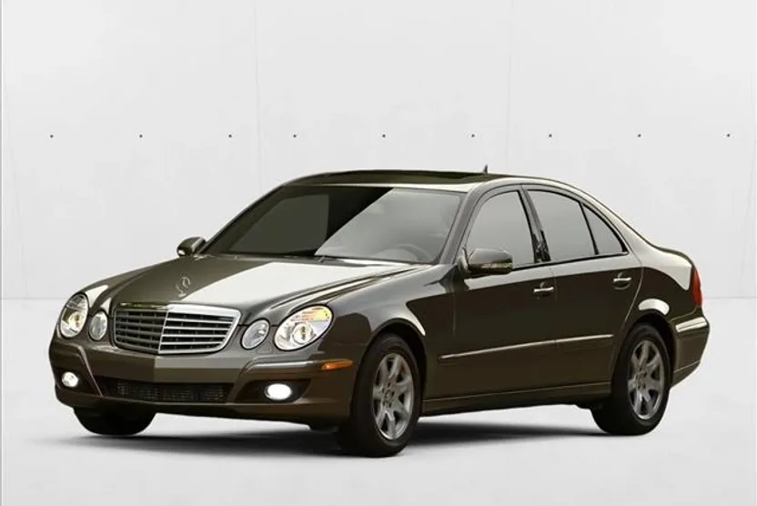 2009 Mercedes Benz E Sedan photo 1