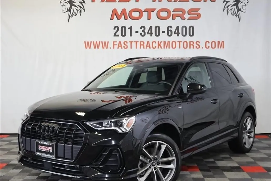 2023 Audi Q3 Premium Plus S line photo 1