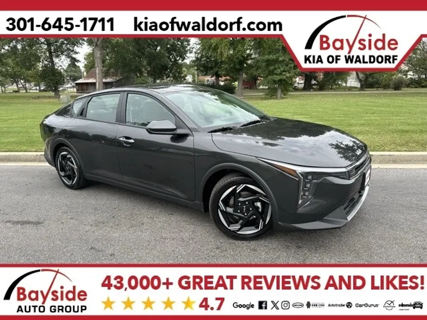 2025 Kia K4 EX photo 1