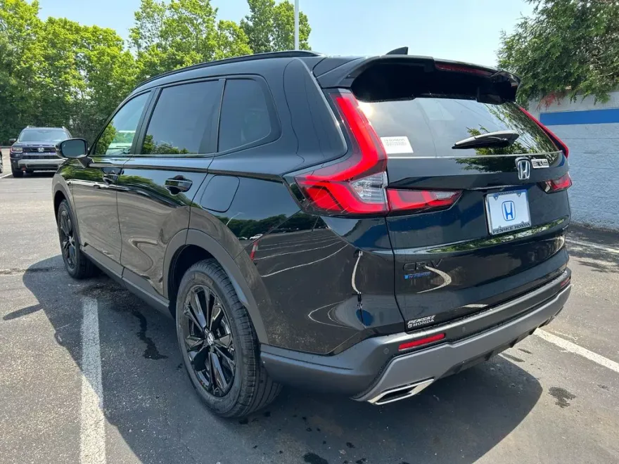 2026 Honda CR-V Hybrid Sport Touring photo 1