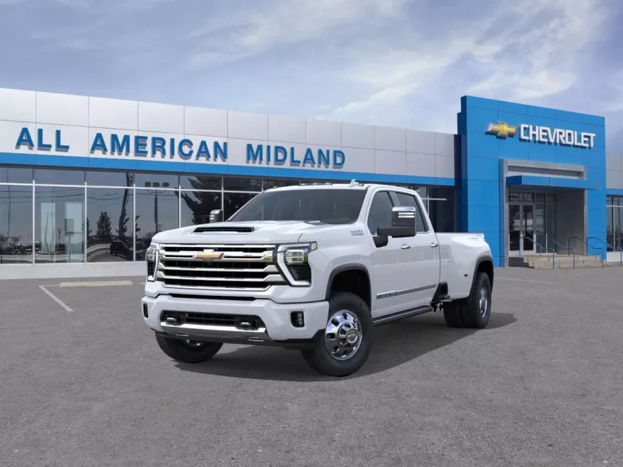 2026 Chevrolet Silverado 3500HD High Country photo 1