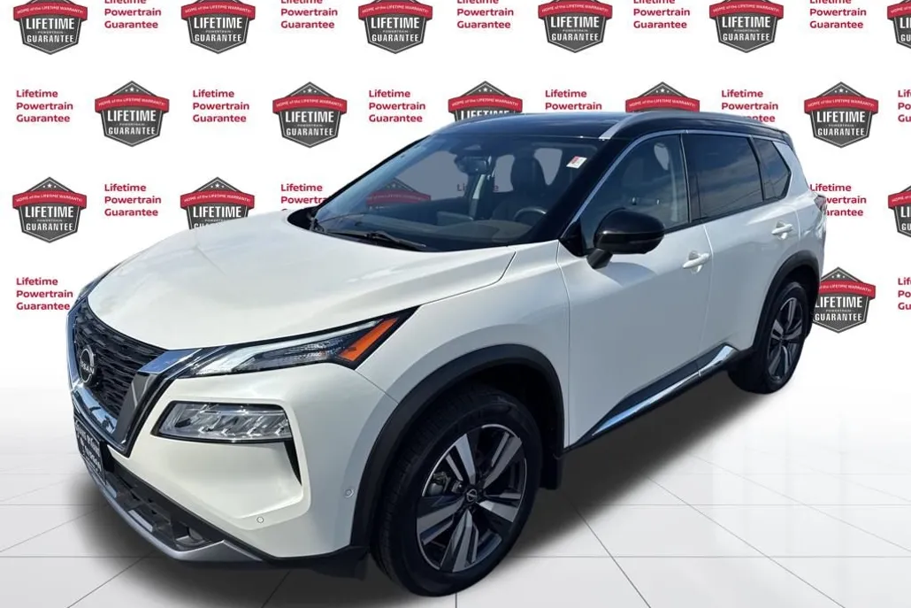 2023 Nissan Rogue SL photo 1