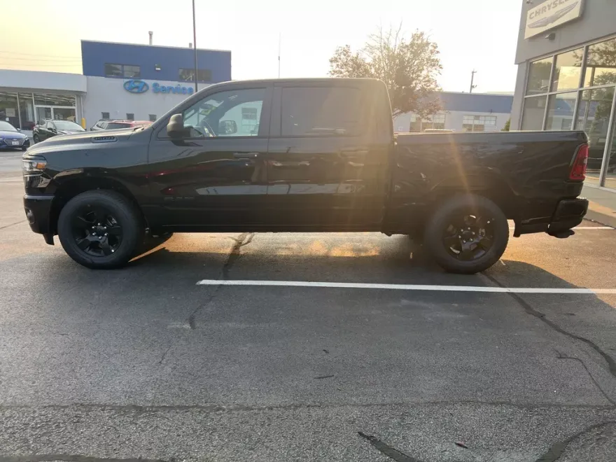 2025 Ram 1500 Tradesman photo 1