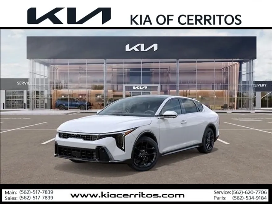 2025 Kia K4 GT-Line Turbo photo 1