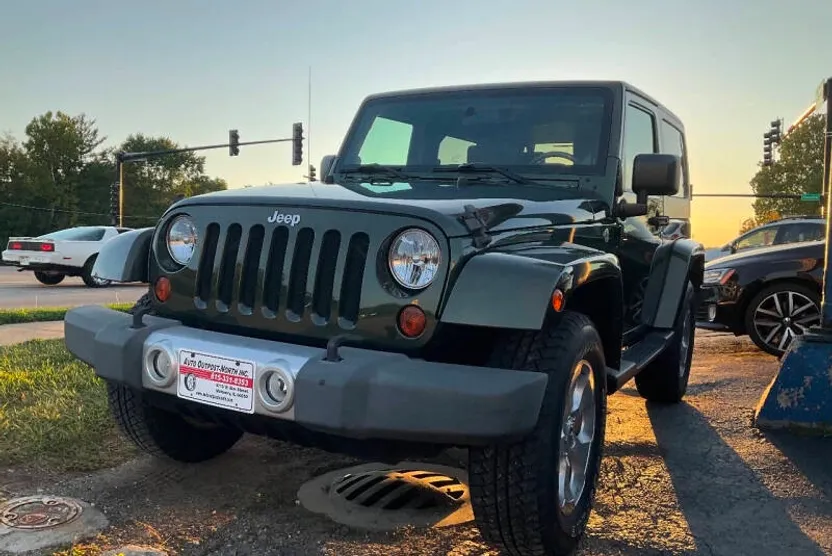 2009 Jeep Wrangler Sahara photo 1