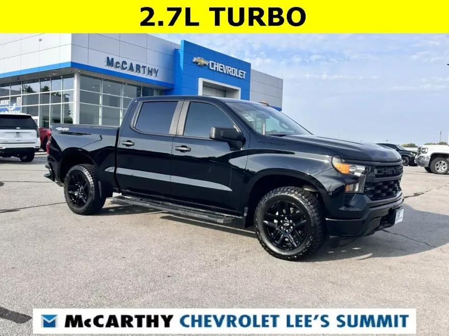 2022 Chevrolet Silverado 1500 Custom photo 1